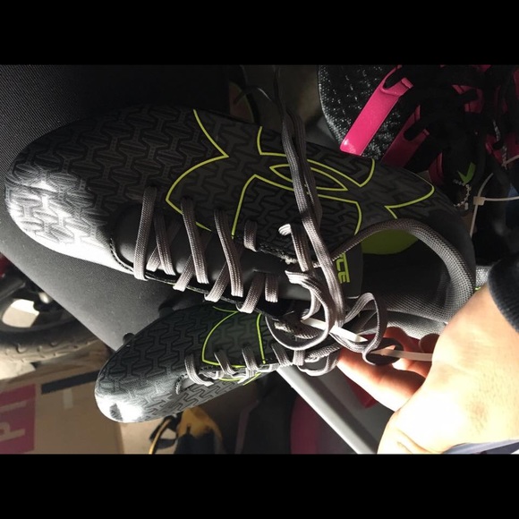 Cleats - Picture 2 of 4